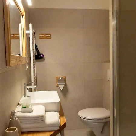 Apartment 1914