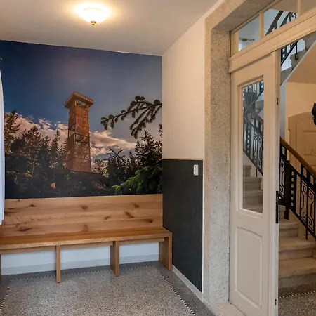 1914 Apartment *