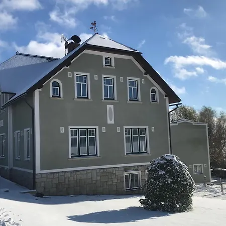 Apartment 1914